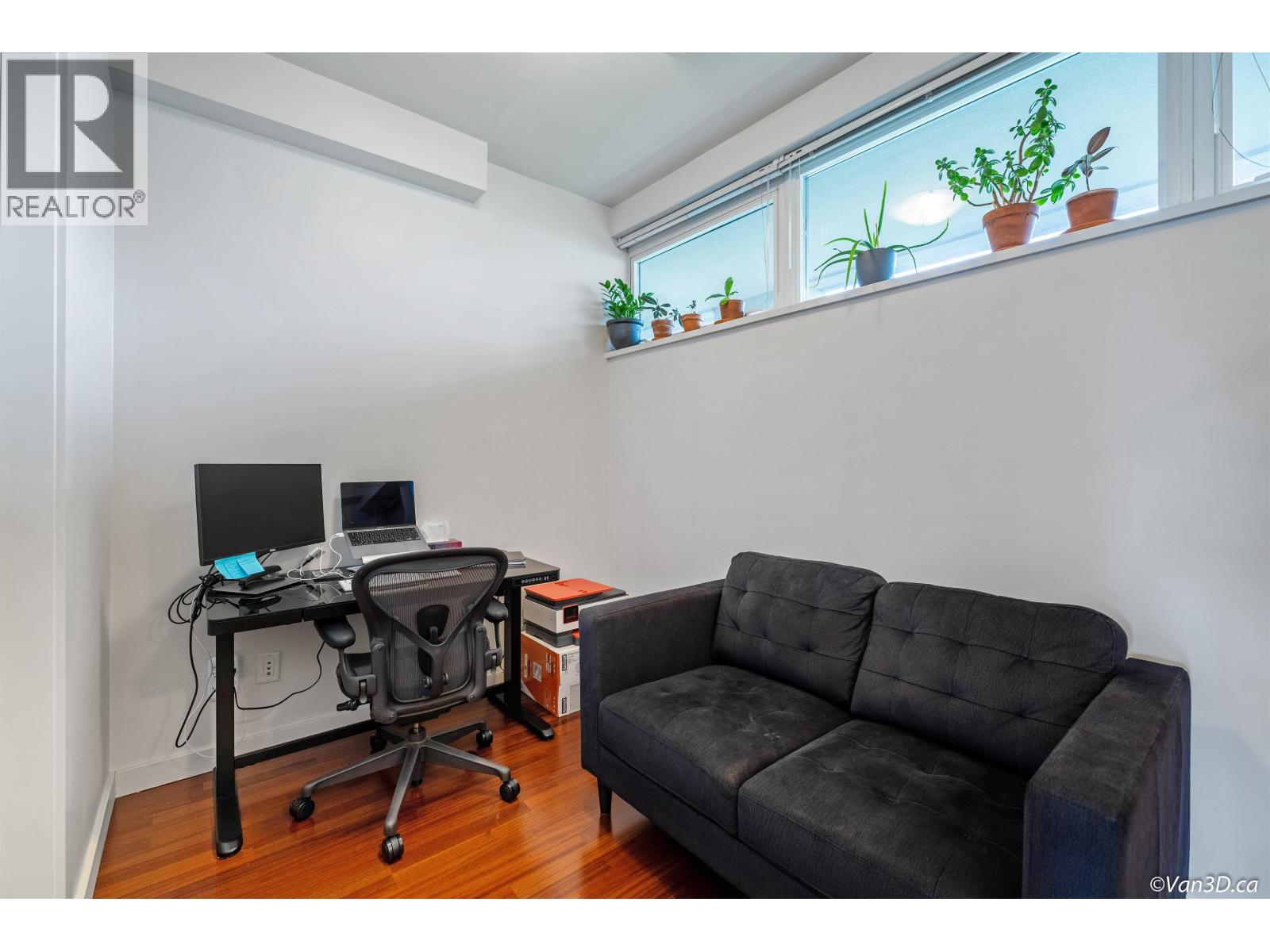 Photo 12 of 306 2055 Yukon Street, Vancouver BC