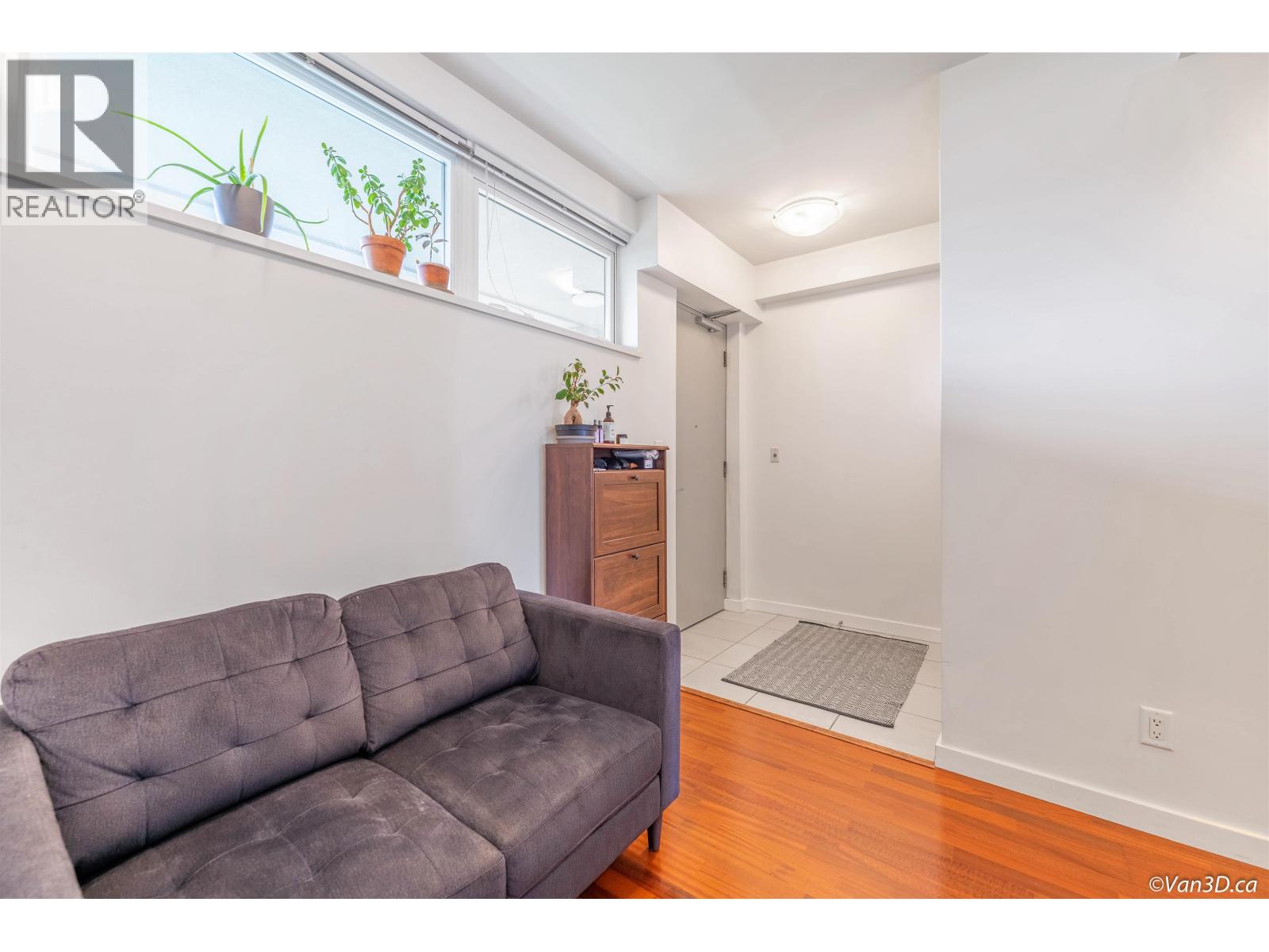 Photo 13 of 306 2055 Yukon Street, Vancouver BC