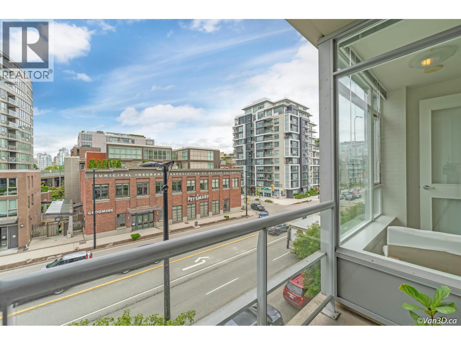 Photo 18 of 306 2055 Yukon Street, Vancouver BC