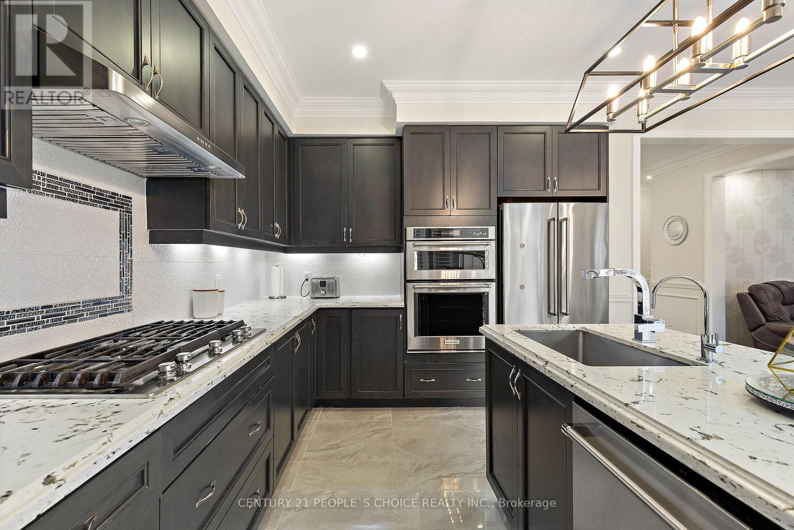 Photo 7 of 240 Etheridge Avenue, Milton ON