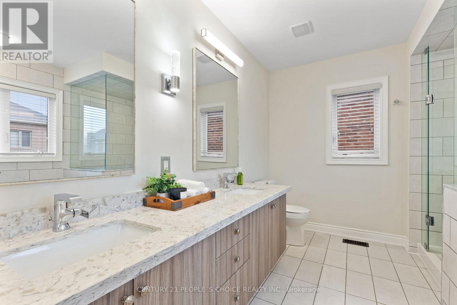Photo 48 of 240 Etheridge Avenue, Milton ON