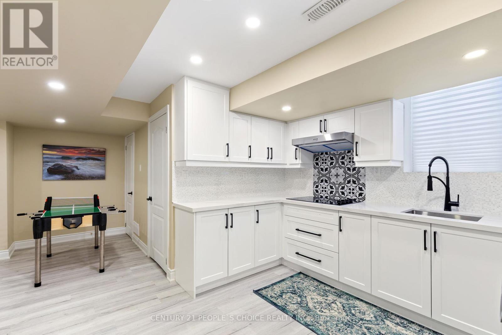 Photo 24 of 240 Etheridge Avenue, Milton ON