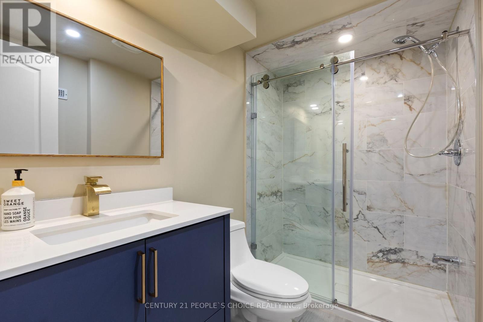 Photo 11 of 240 Etheridge Avenue, Milton ON