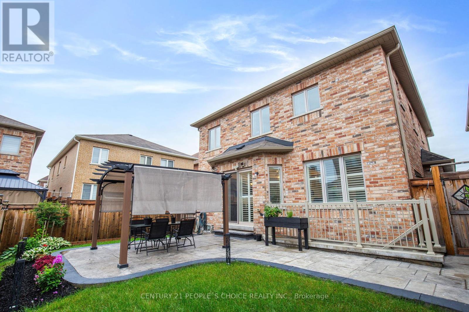 Photo 15 of 240 Etheridge Avenue, Milton ON