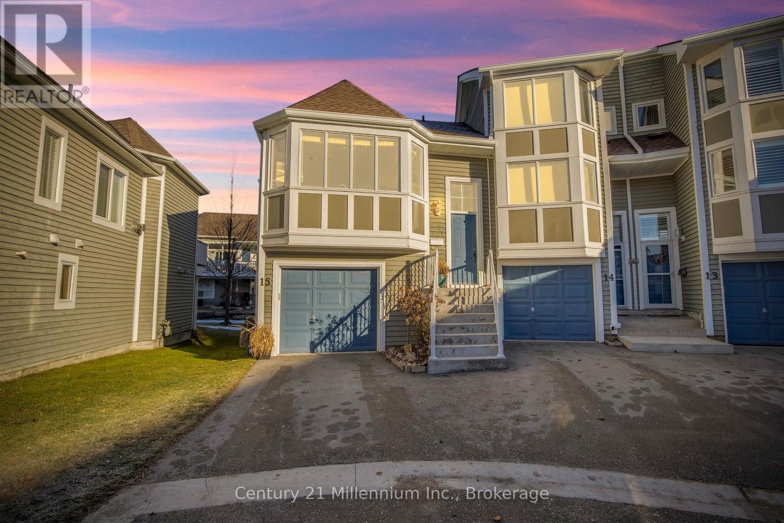 Photo 13 of 15 Cranberry Quay, Collingwood ON