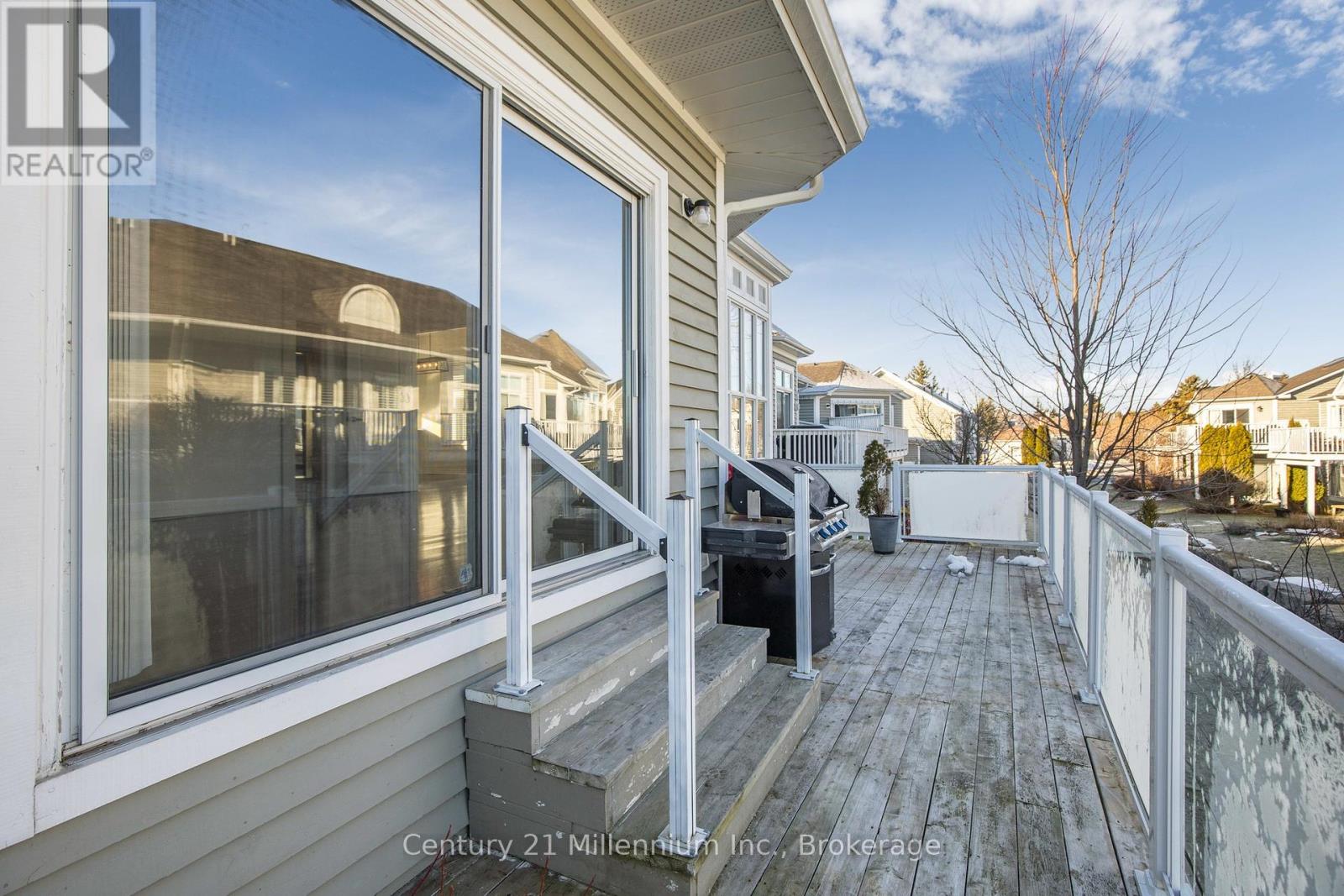 Photo 21 of 15 Cranberry Quay, Collingwood ON
