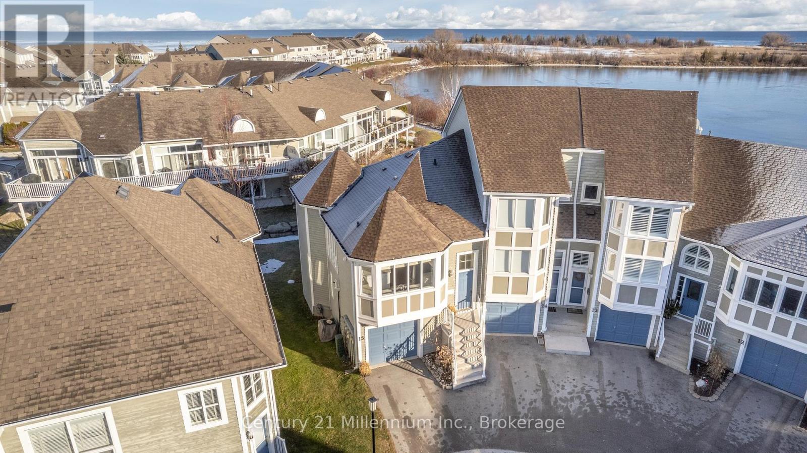 Photo 9 of 15 Cranberry Quay, Collingwood ON