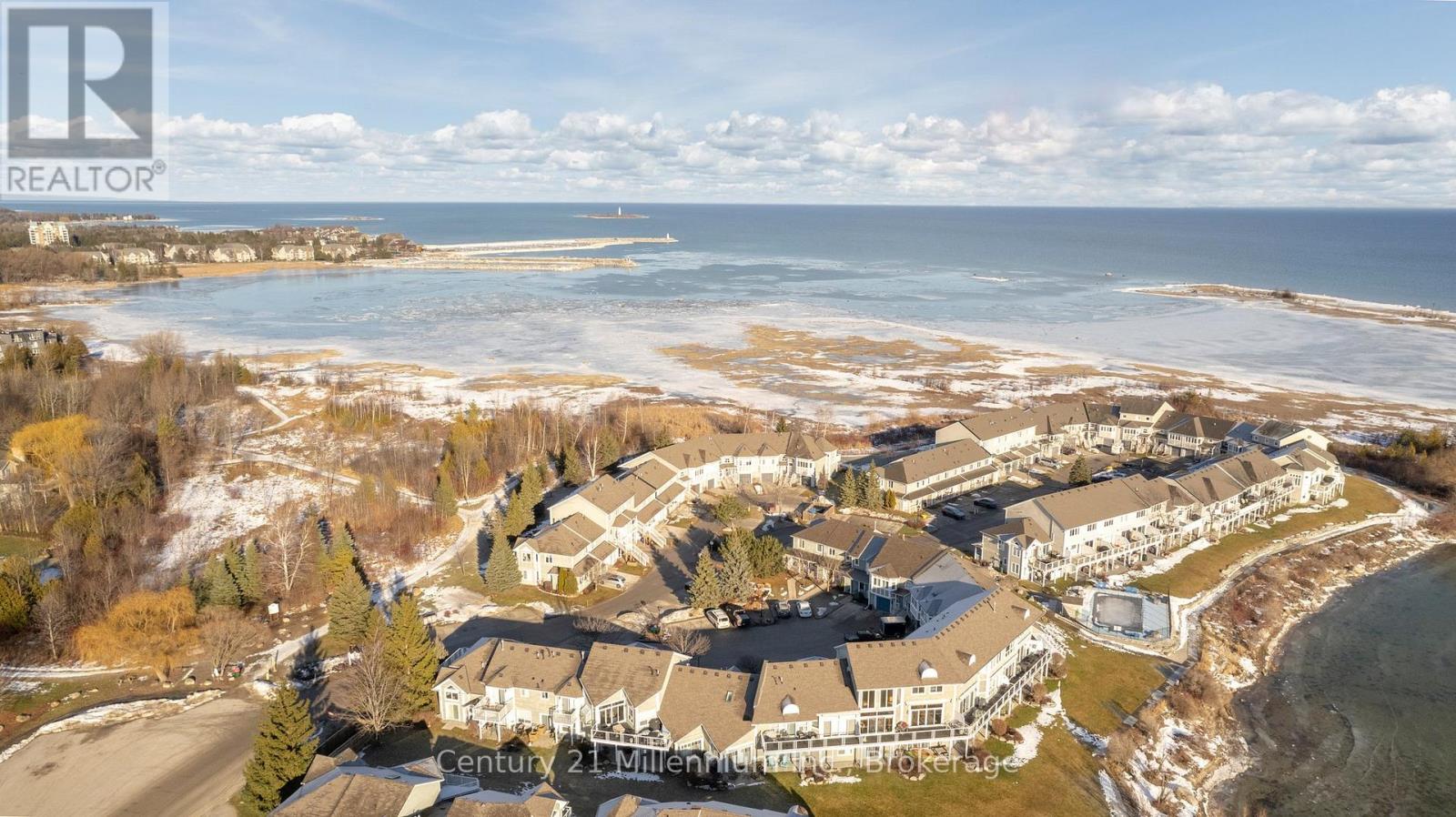 Photo 26 of 15 Cranberry Quay, Collingwood ON