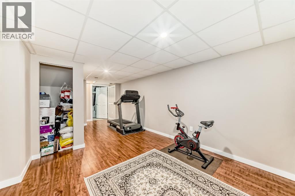 Single Family House for Sale in  Bridleridge Manor SW Bridlewood Calgary 
