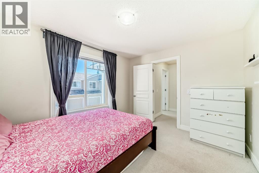 Single Family House for Sale in  Bridleridge Manor SW Bridlewood Calgary 