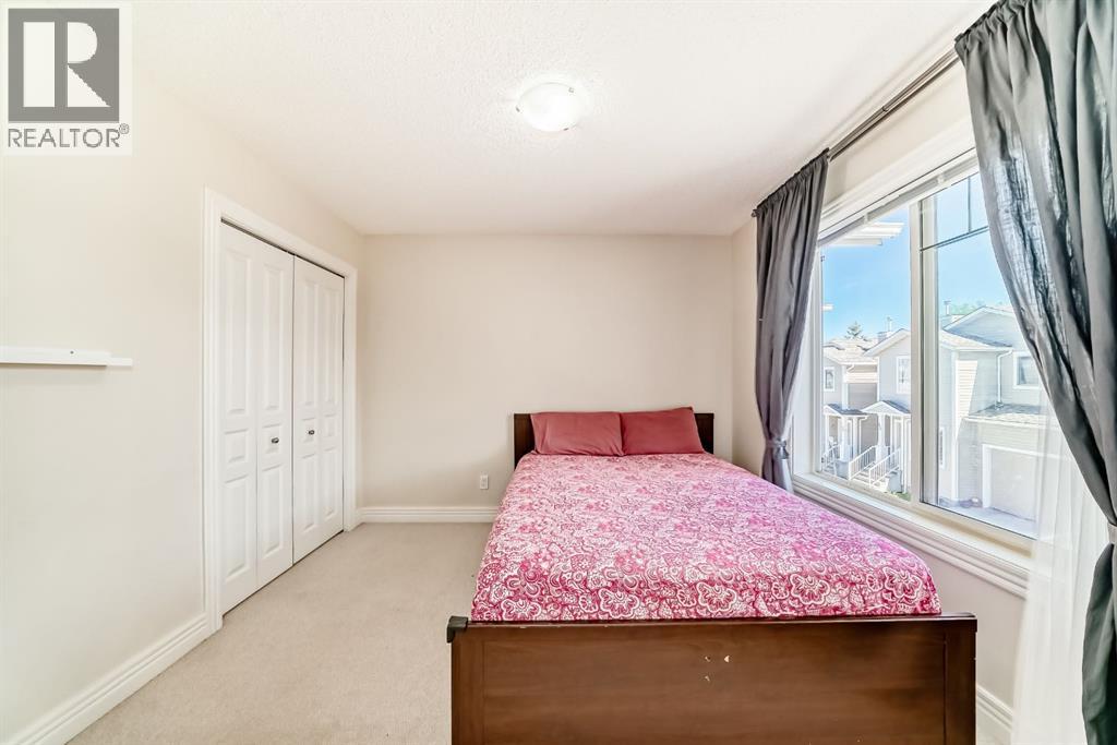 Single Family House for Sale in  Bridleridge Manor SW Bridlewood Calgary 