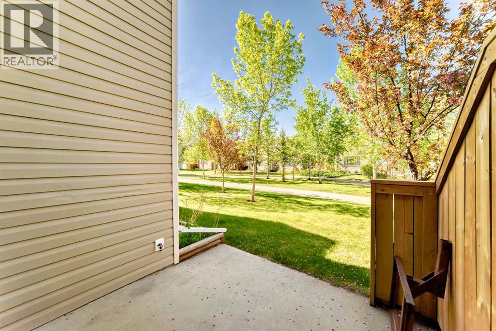 Single Family House for Sale in  Bridleridge Manor SW Bridlewood Calgary 