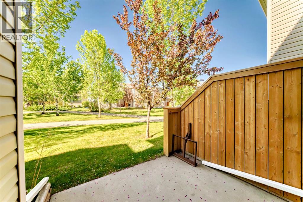 Single Family House for Sale in  Bridleridge Manor SW Bridlewood Calgary 
