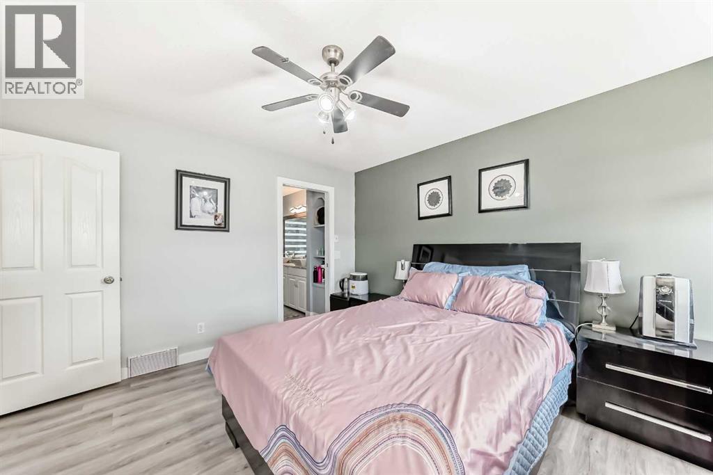 Photo 14 of 246 New Brighton Mews Se, Calgary AB