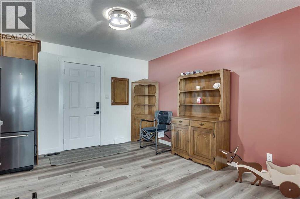 Photo 25 of 104 Oak Drive, Wetaskiwin AB