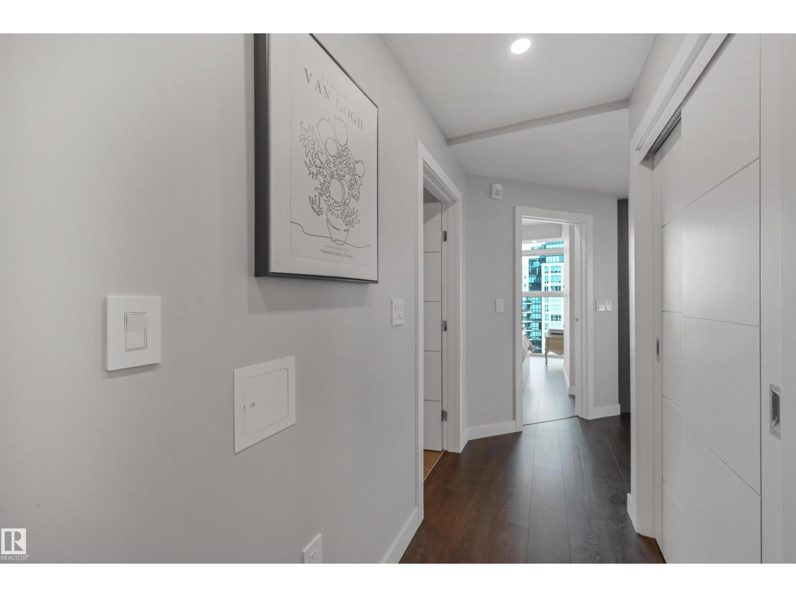 Photo 7 of 3003 10180 103 St Nw, Edmonton AB