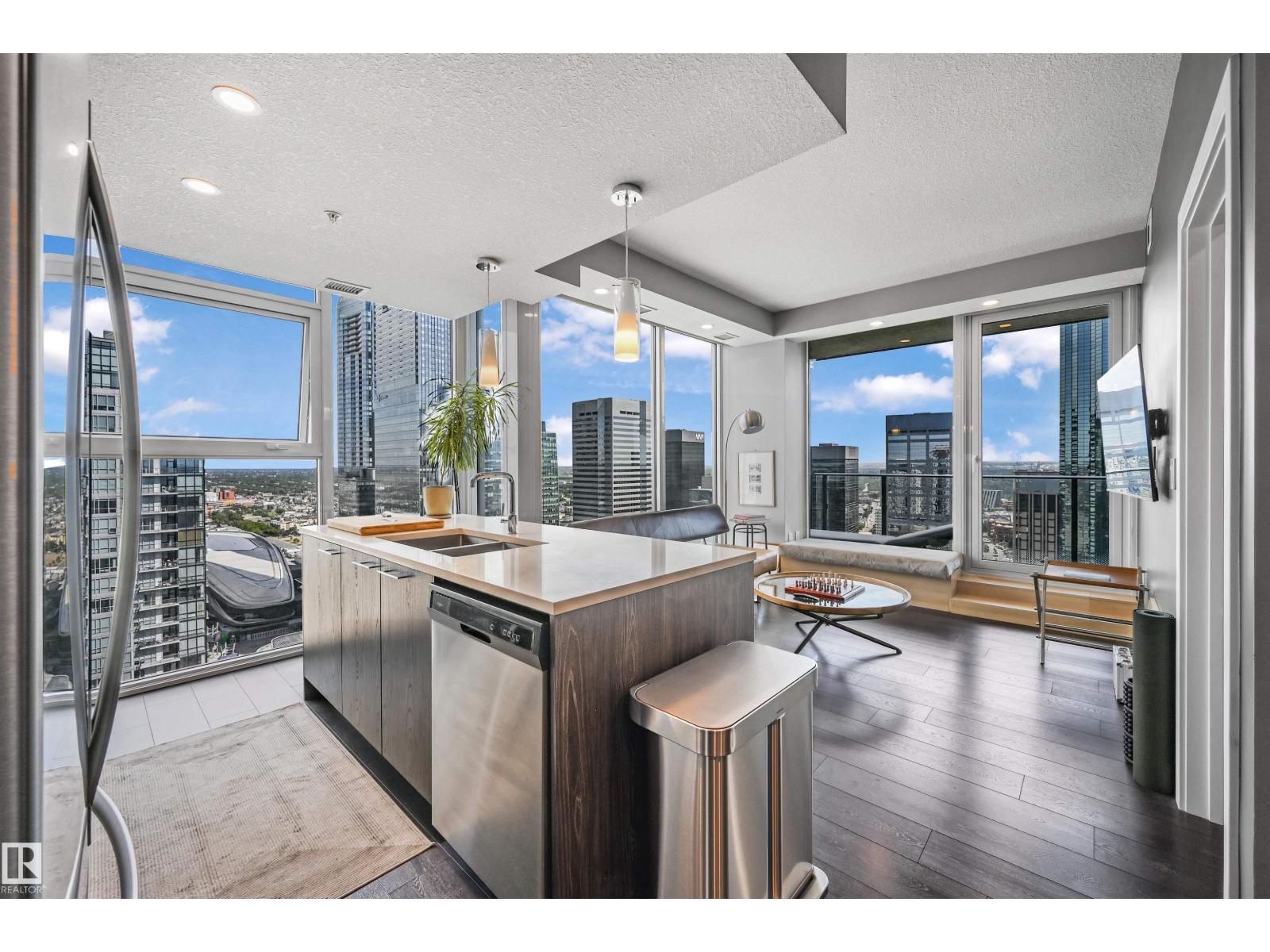 Photo 6 of 3003 10180 103 St Nw, Edmonton AB