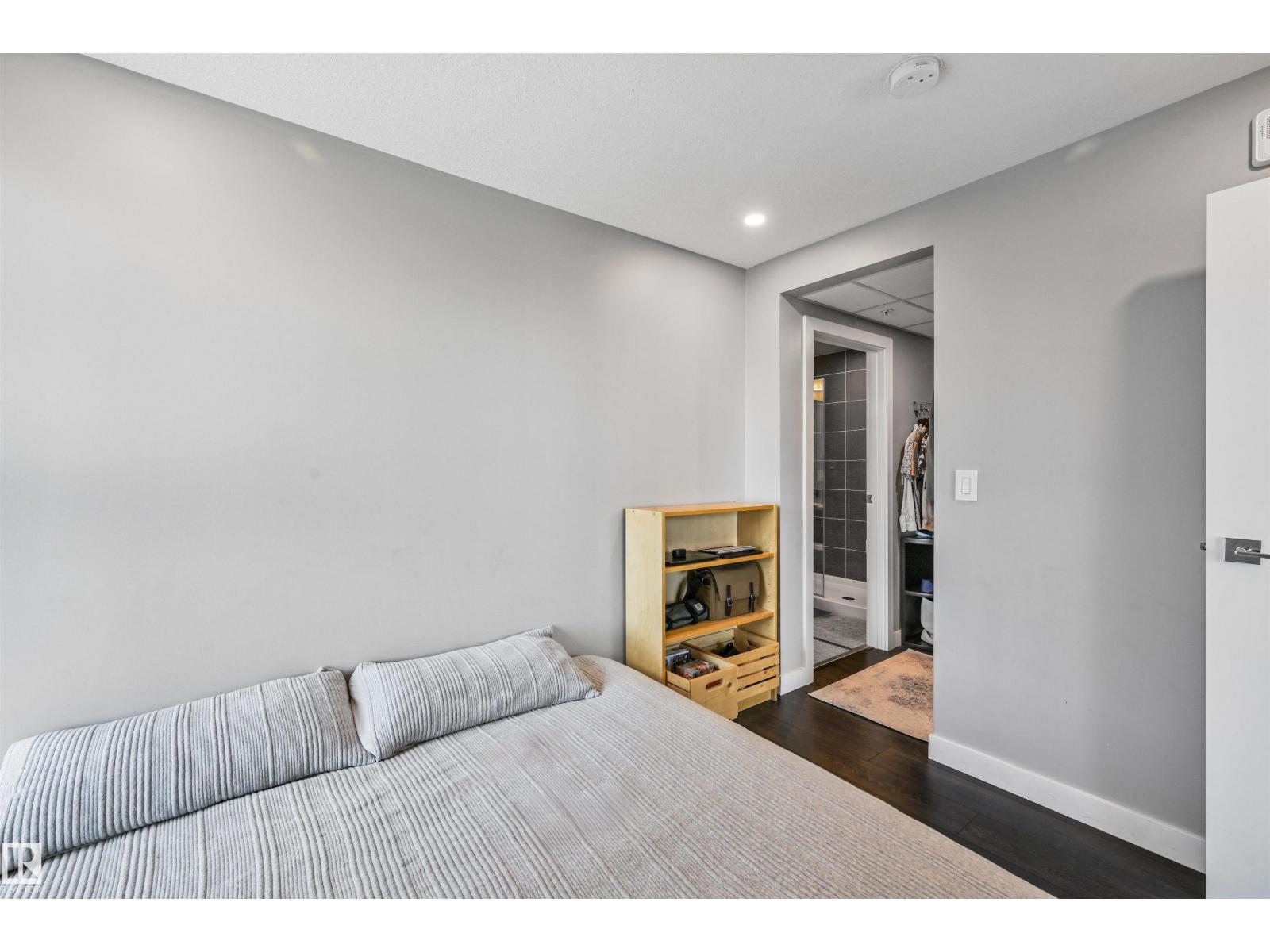 Photo 26 of 3003 10180 103 St Nw, Edmonton AB