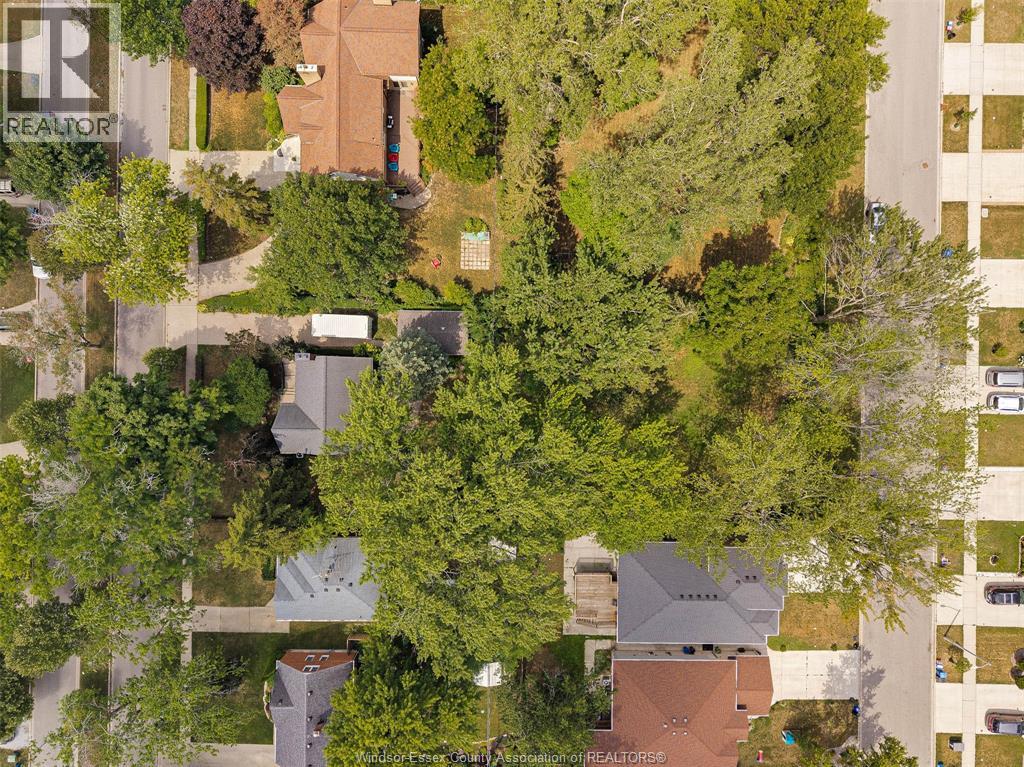Photo 32 of 1218 Belle Isle View Boulevard, Windsor ON