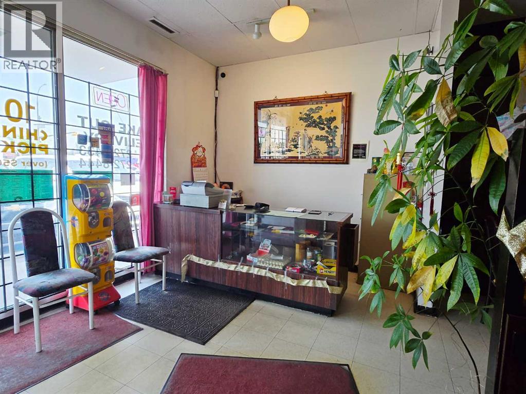 Photo 6 of A 4707 17 Avenue Se, Calgary AB