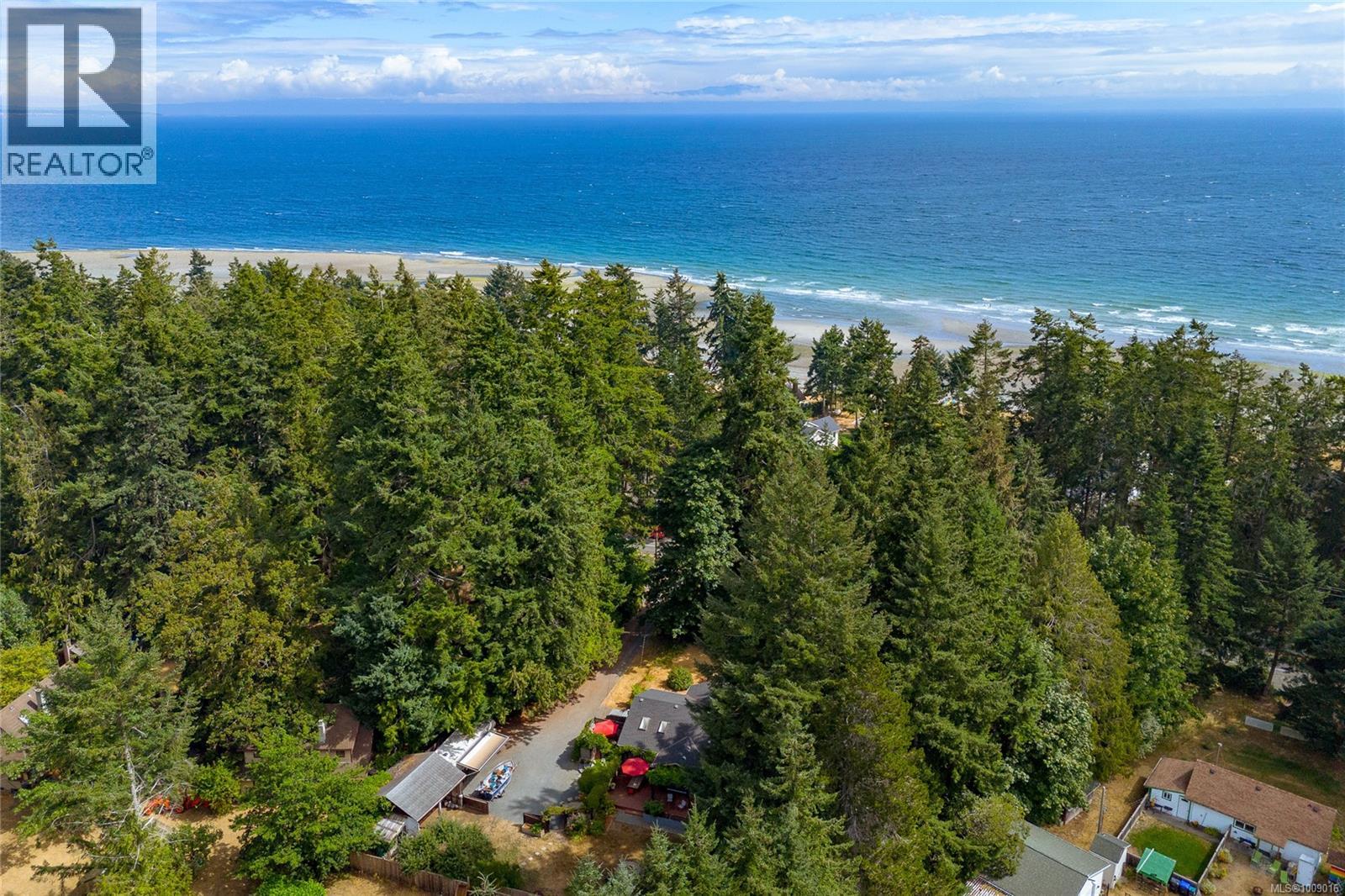 Photo 63 of 6368 Island Hwy W, Qualicum Beach BC