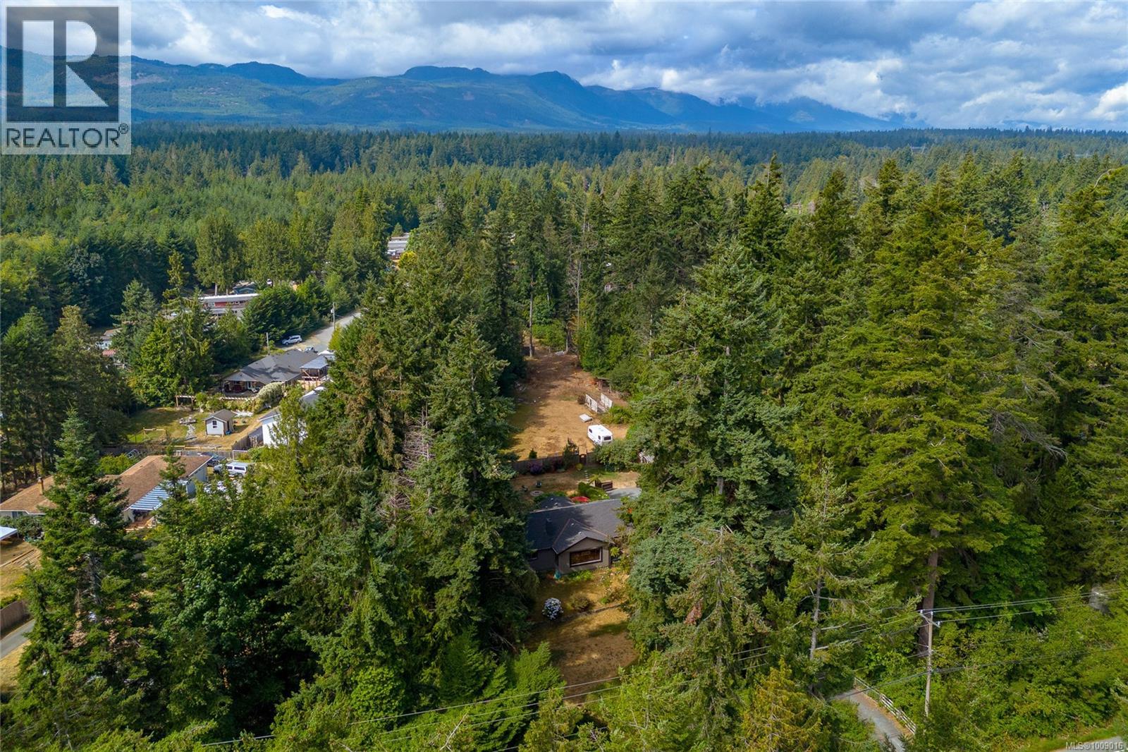 Photo 39 of 6368 Island Hwy W, Qualicum Beach BC