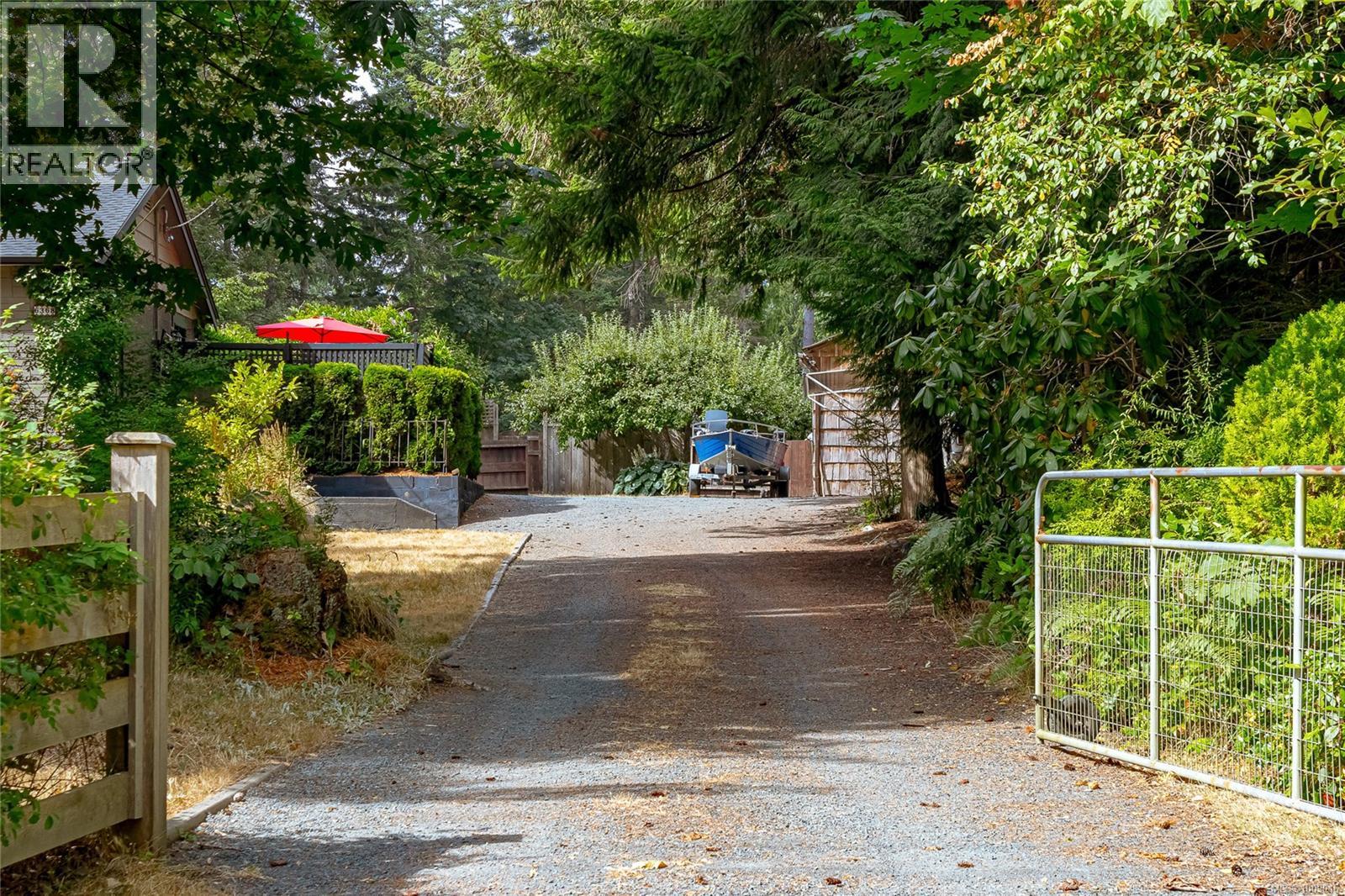 Photo 78 of 6368 Island Hwy W, Qualicum Beach BC