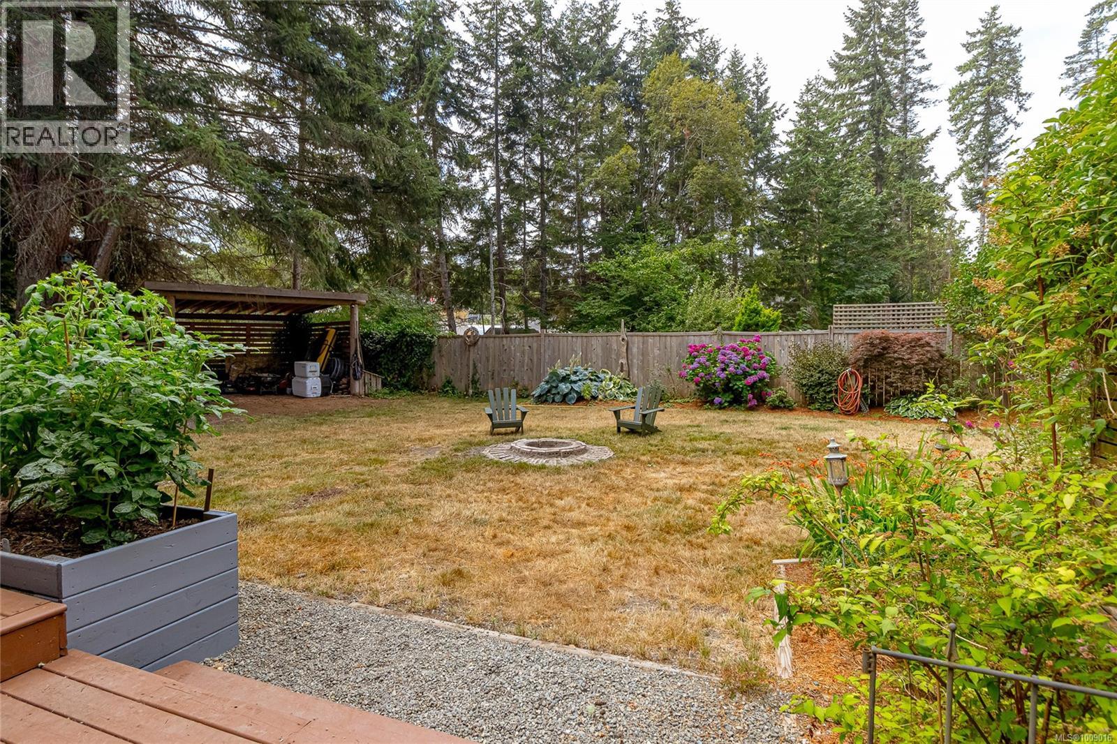 Photo 41 of 6368 Island Hwy W, Qualicum Beach BC