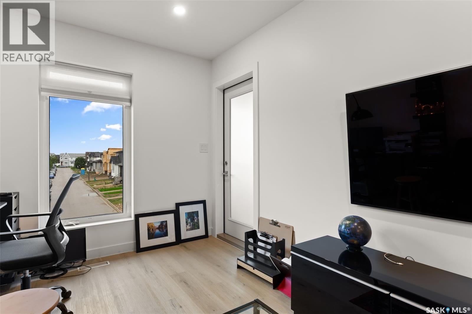 Photo 22 of 4313 Wakeling Street, Regina SK