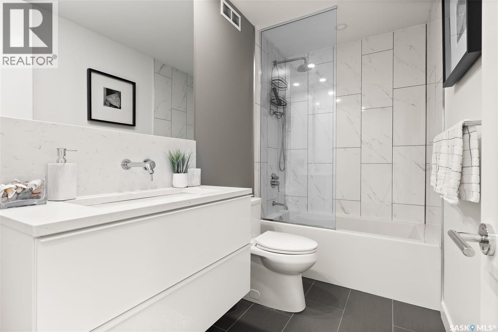 Photo 34 of 4313 Wakeling Street, Regina SK