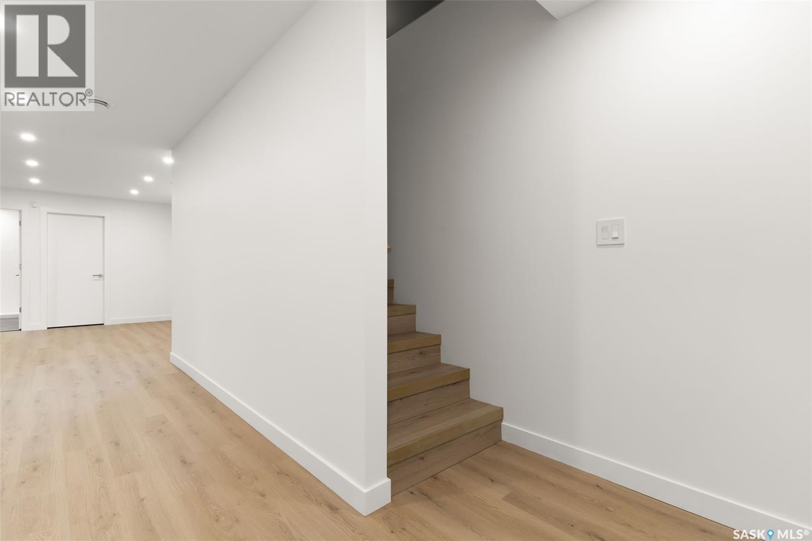 Photo 37 of 4313 Wakeling Street, Regina SK