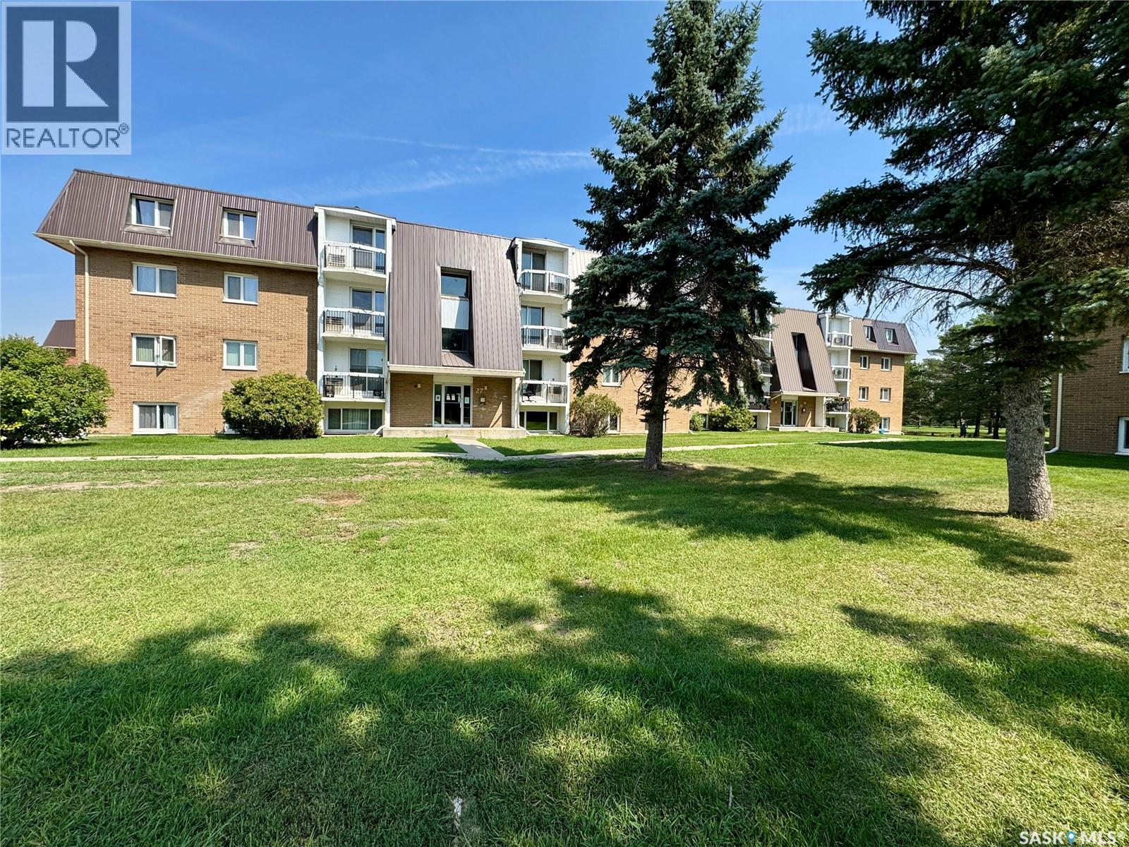 Photo 14 of 11 27 Centennial Street, Regina SK