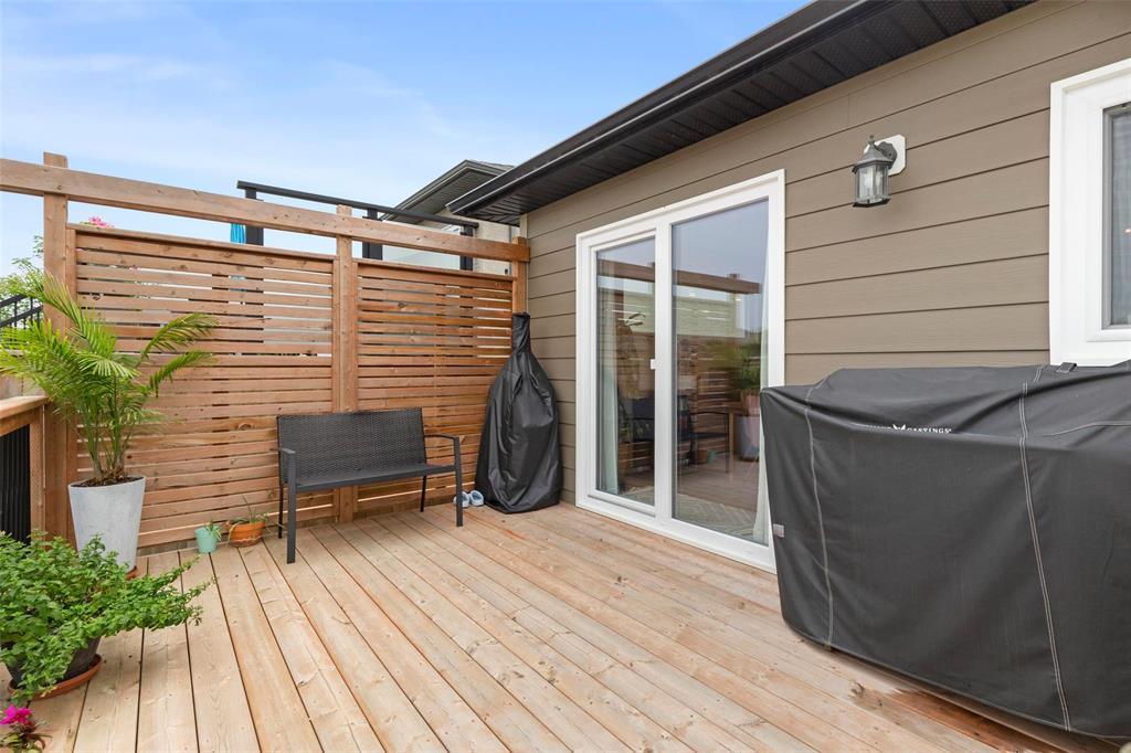 Photo 22 of 81 Parkhill Crescent, Steinbach MB