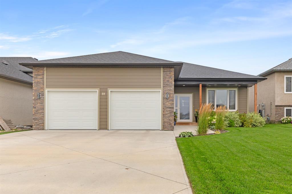 Photo 31 of 81 Parkhill Crescent, Steinbach MB