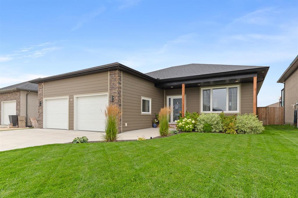 Photo 1 of 81 Parkhill Crescent, Steinbach MB