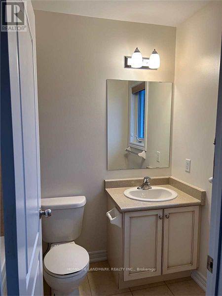 Photo 16 of 127 Alpaca Drive, Richmond Hill ON