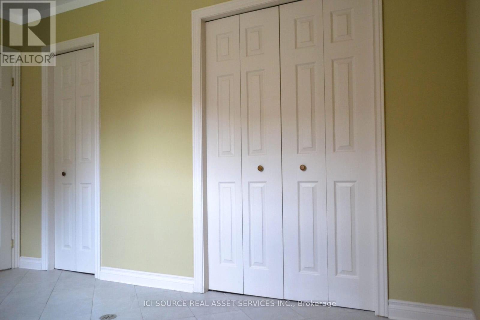 Photo 8 of 640 Delaware Avenue, Lasalle ON