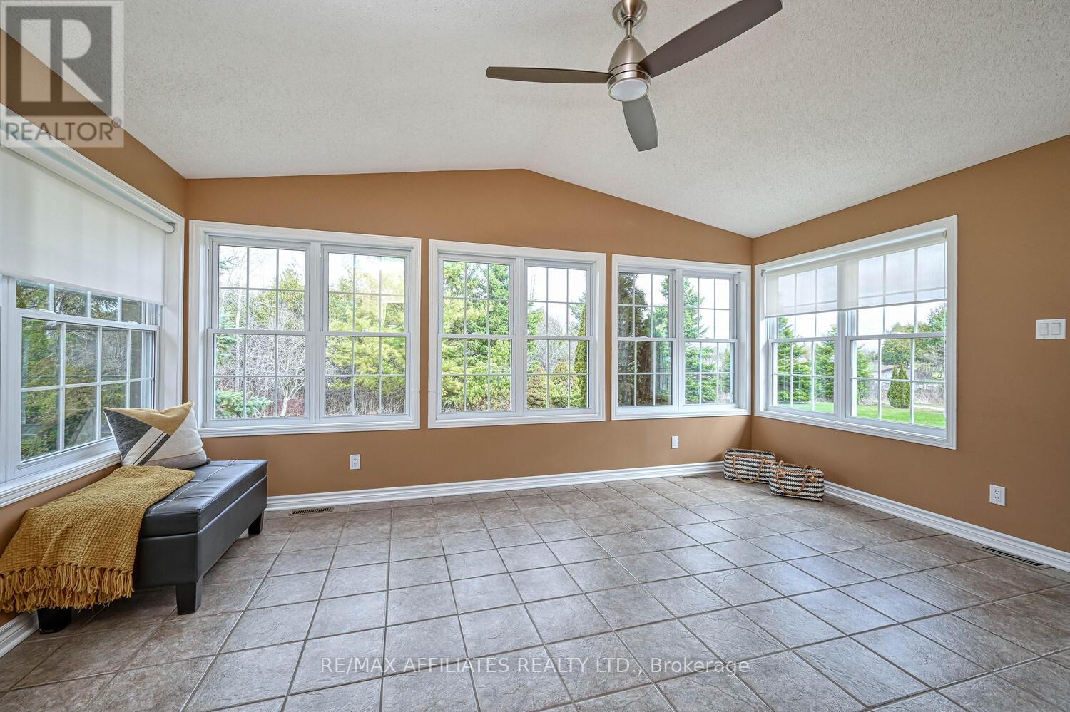 Photo 20 of 10 Tudor Circle, Rideau Lakes ON
