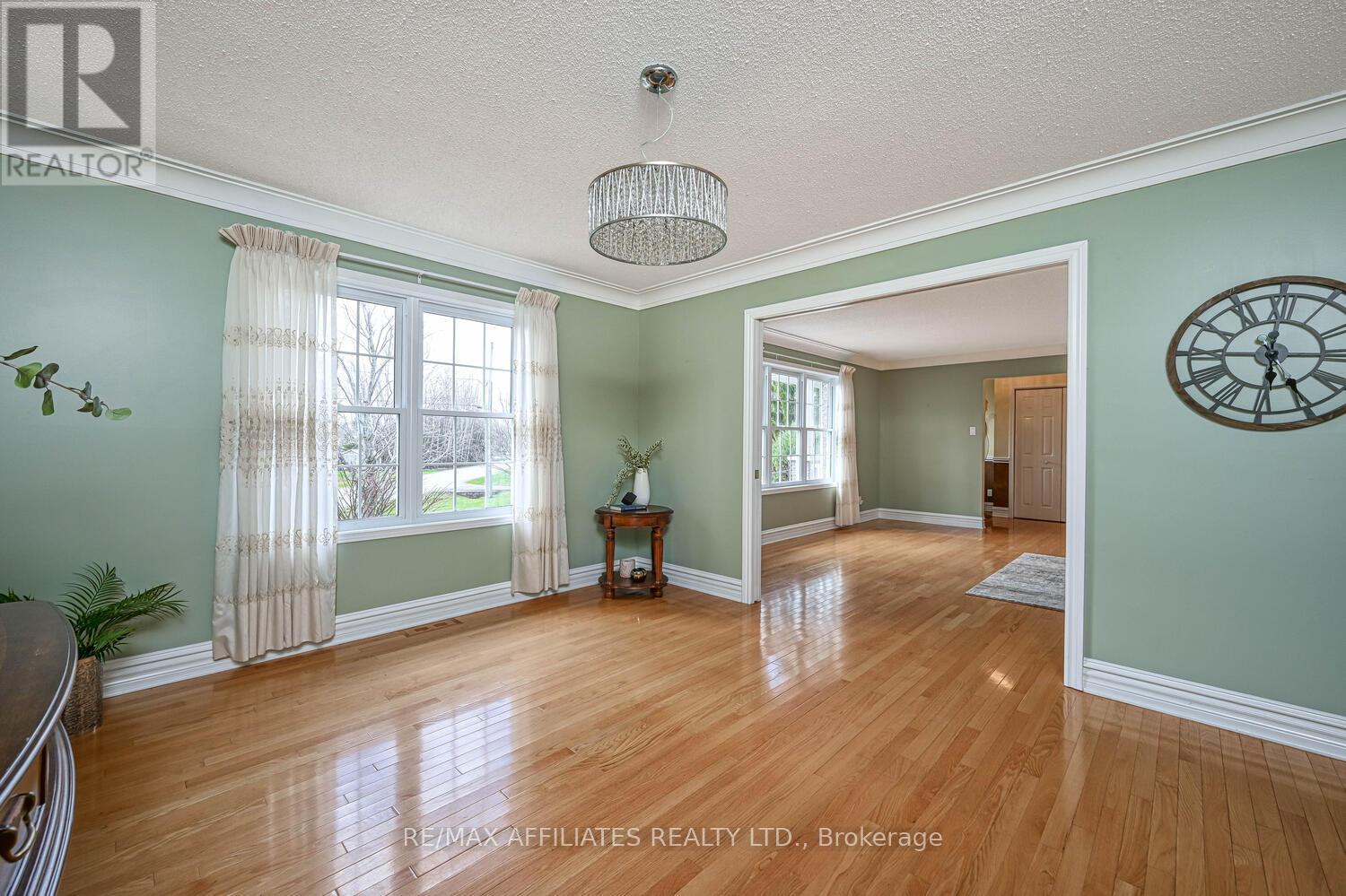 Photo 11 of 10 Tudor Circle, Rideau Lakes ON