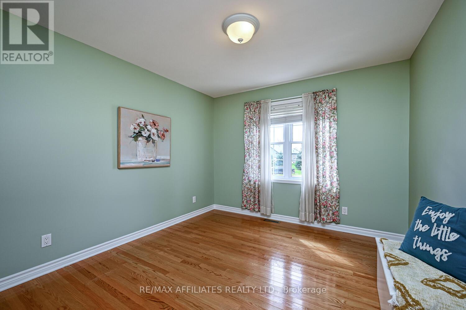 Photo 24 of 10 Tudor Circle, Rideau Lakes ON