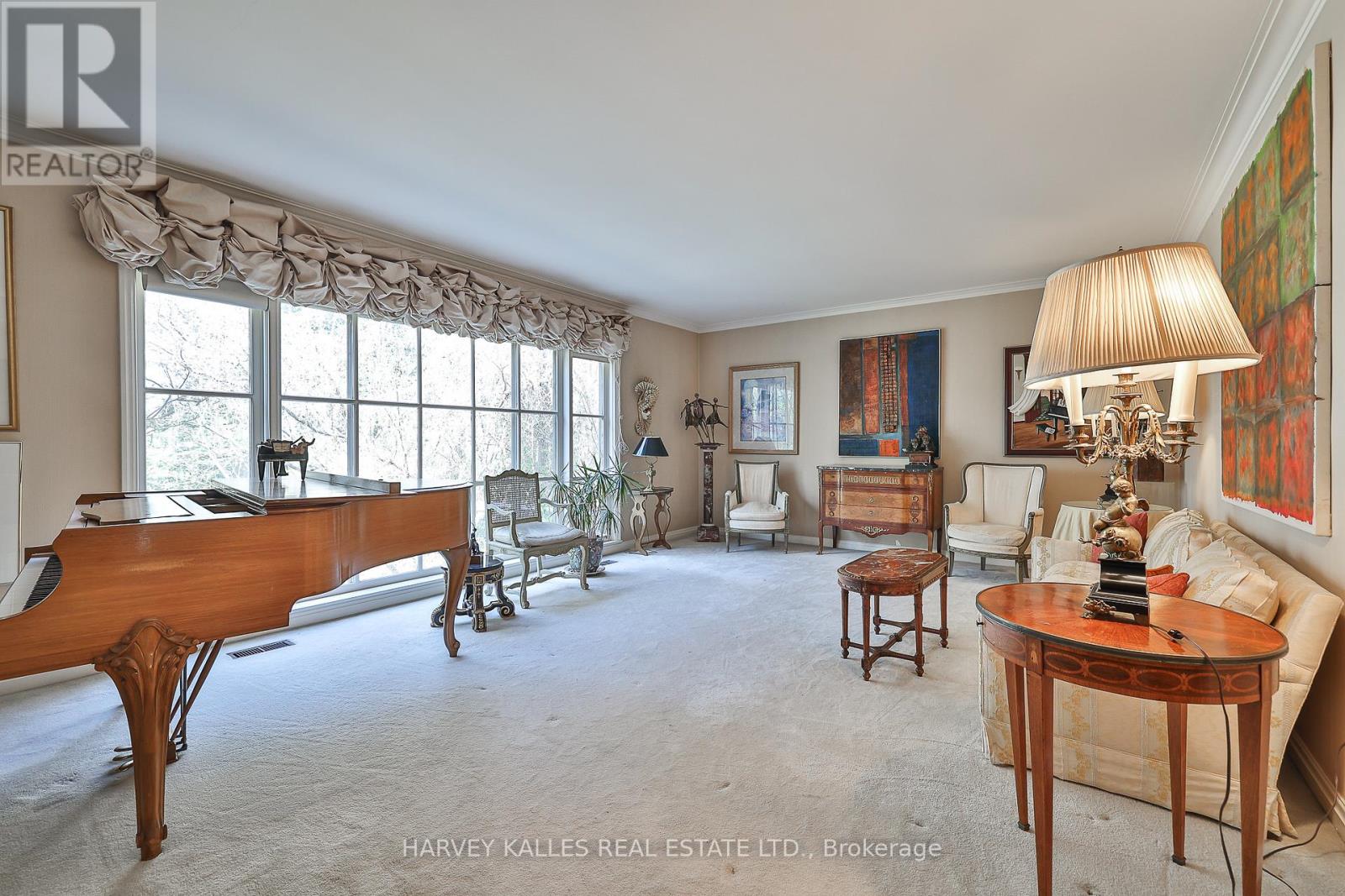 Photo 11 of 38 Fifeshire Road, Toronto ON