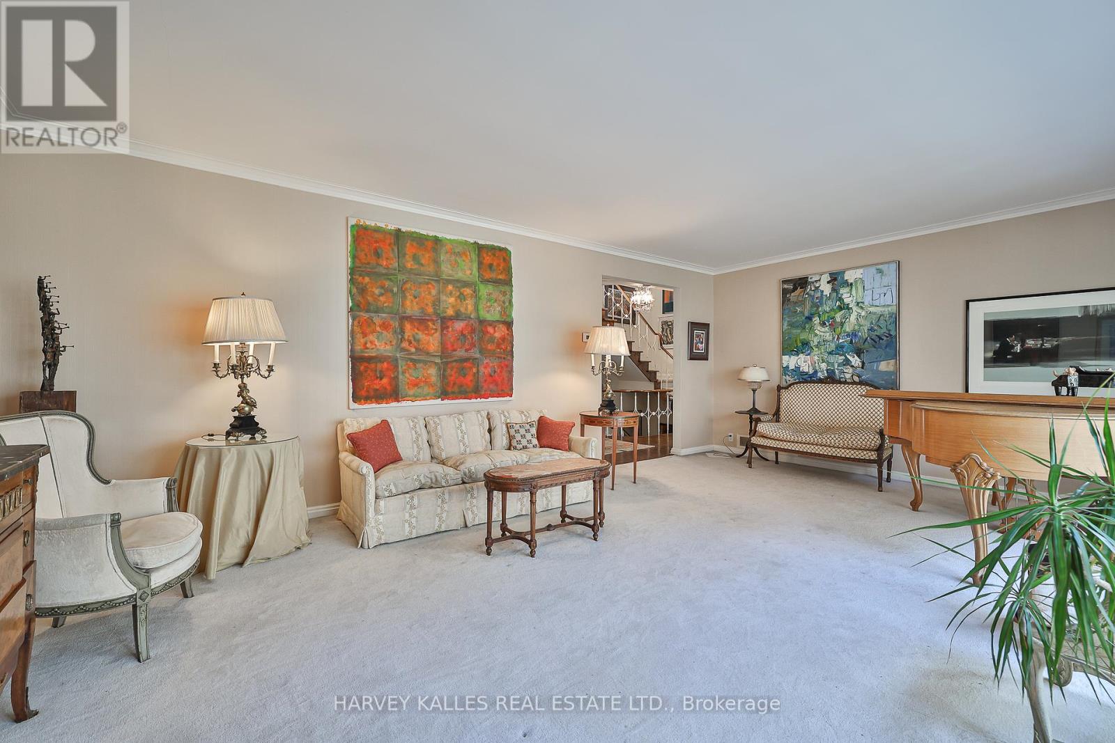 Photo 12 of 38 Fifeshire Road, Toronto ON
