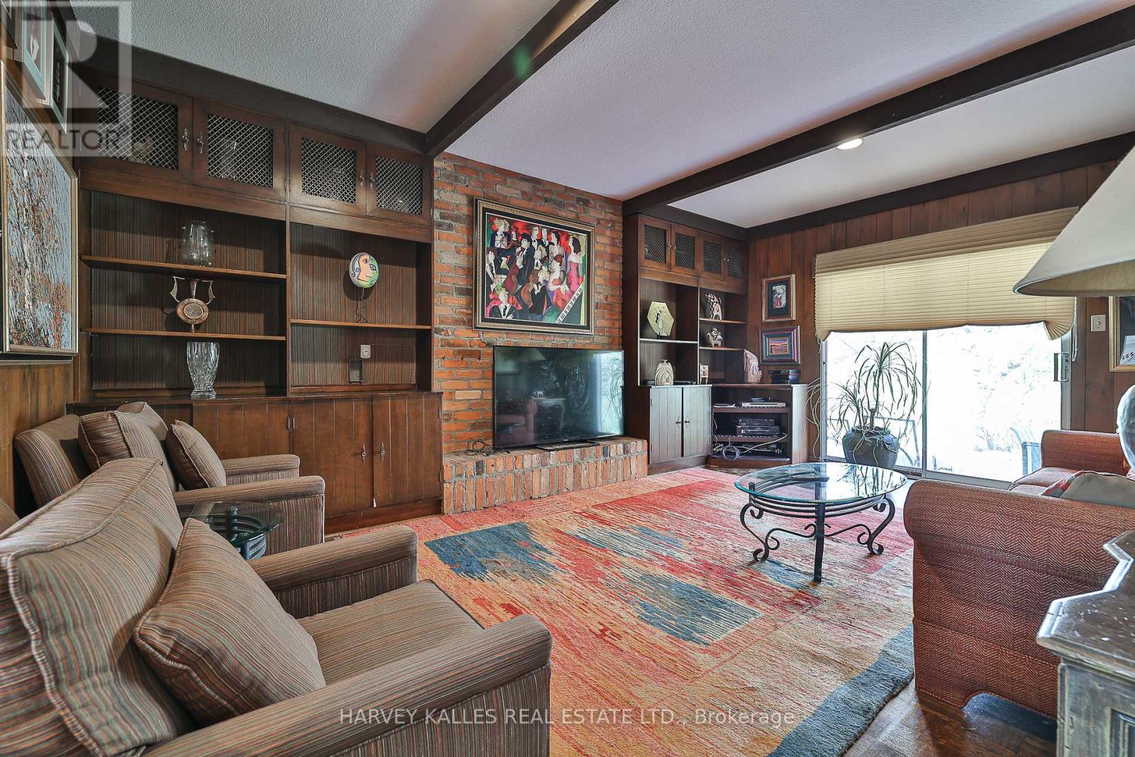 Photo 22 of 38 Fifeshire Road, Toronto ON