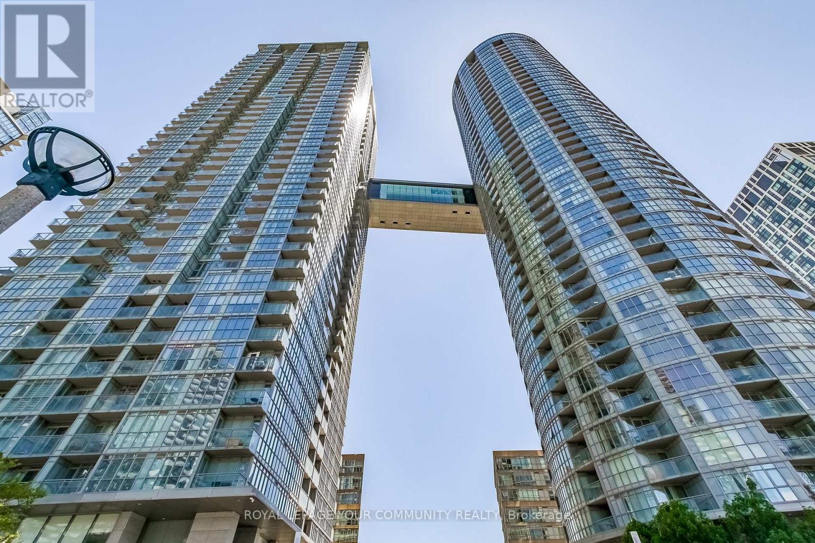 Photo 26 of 3611 21 Iceboat Terrace, Toronto ON