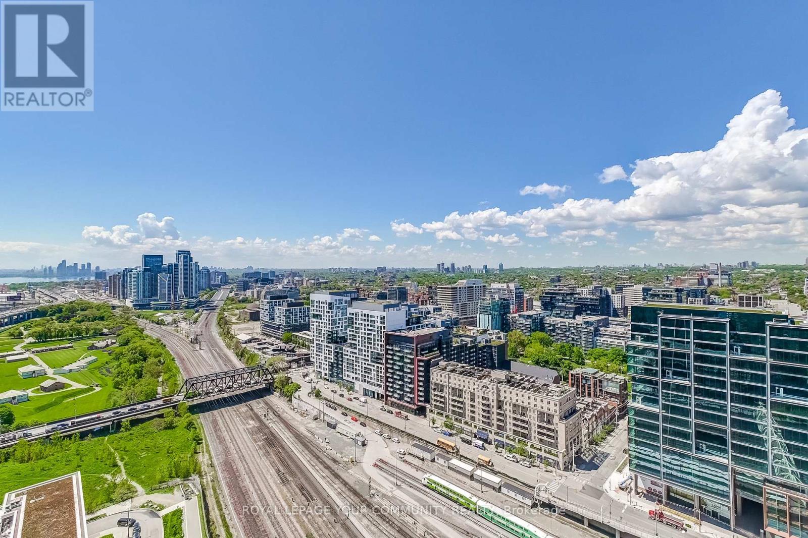 Photo 22 of 3611 21 Iceboat Terrace, Toronto ON