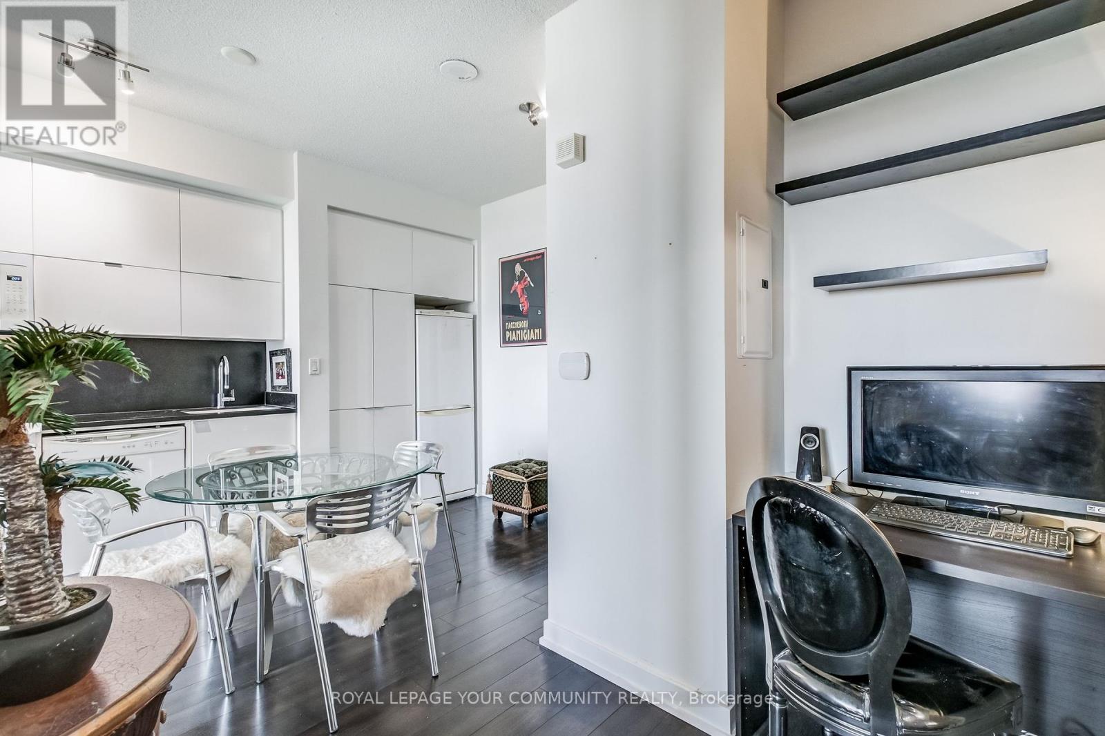 Photo 24 of 3611 21 Iceboat Terrace, Toronto ON