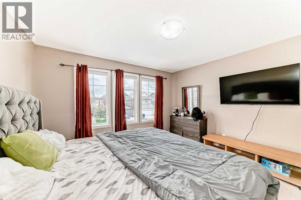 Photo 9 of 62 Evansridge Crescent Nw, Calgary AB
