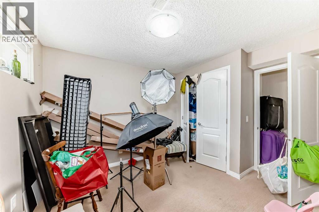 Photo 24 of 62 Evansridge Crescent Nw, Calgary AB