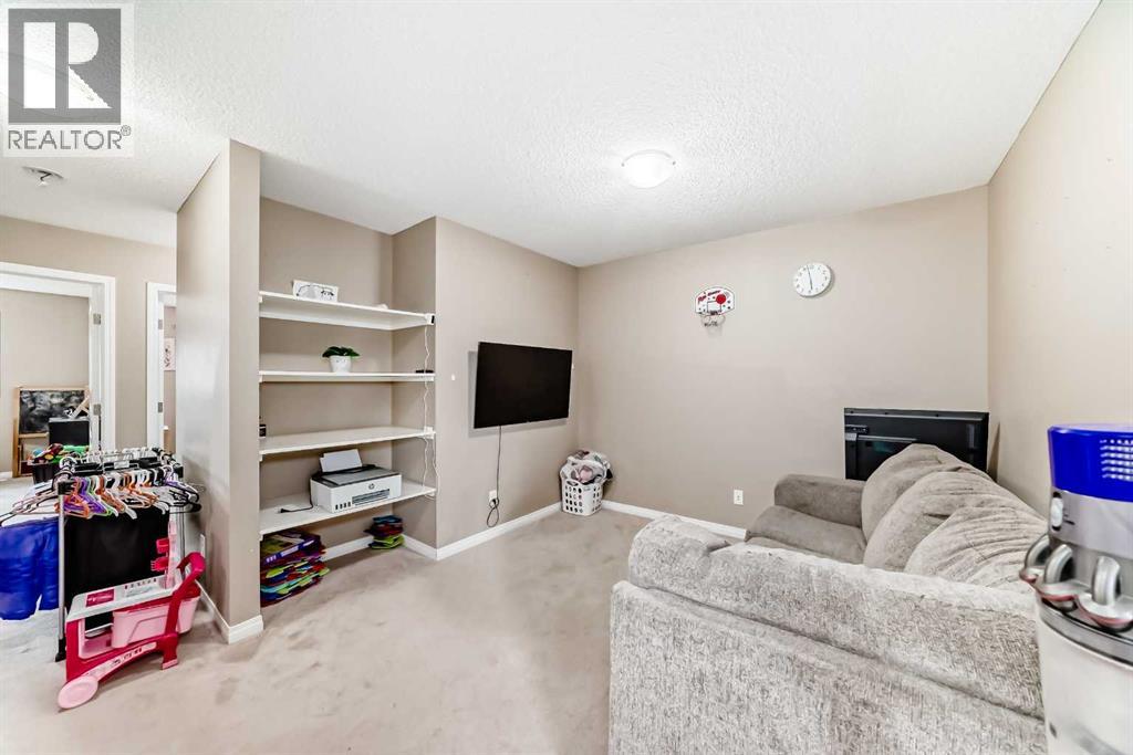 Photo 28 of 62 Evansridge Crescent Nw, Calgary AB