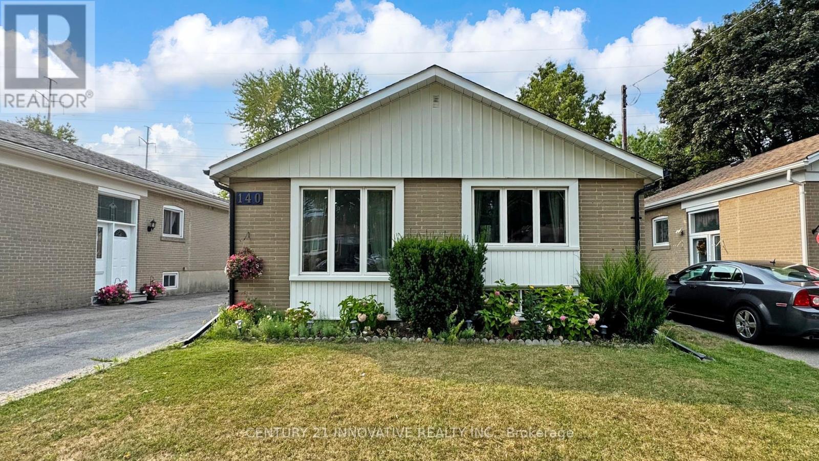 Photo 1 of 140 Benleigh Drive, Toronto ON